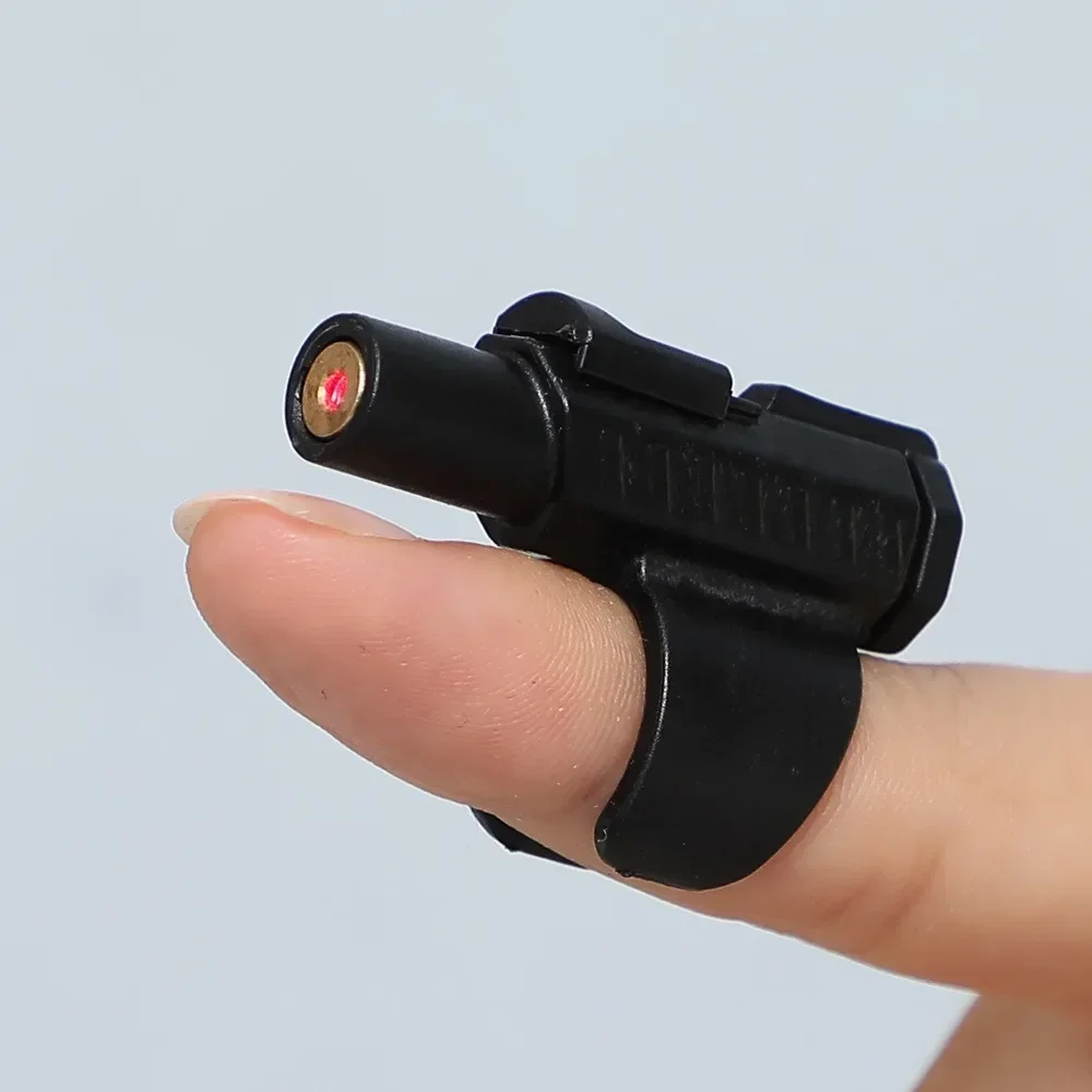 لعبة ليزر محمولة صغيرة للقطط - - مراجعة Laser Pointer Cat Toy Automatic وسعره